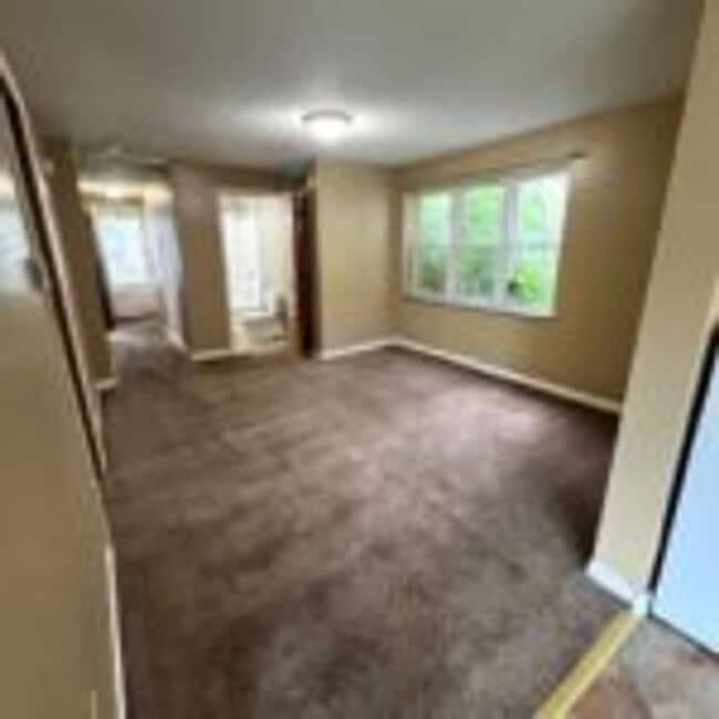 Photo - 2955 Exeter St Unit 1