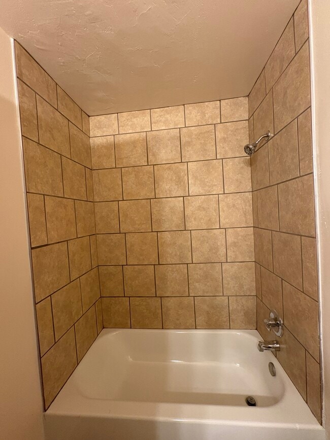 Bathroom - 42 Vinway Ct Unit 2