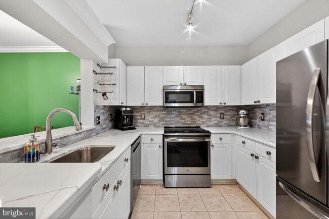 Photo - 4561 Strutfield Ln Unidad 3211