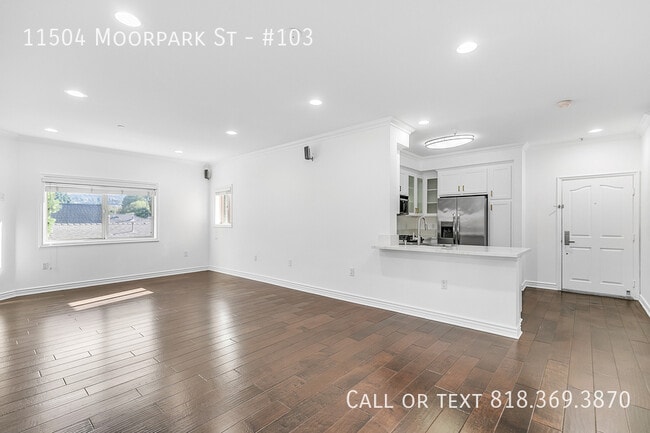 Photo - 11504 Moorpark St Unit #103
