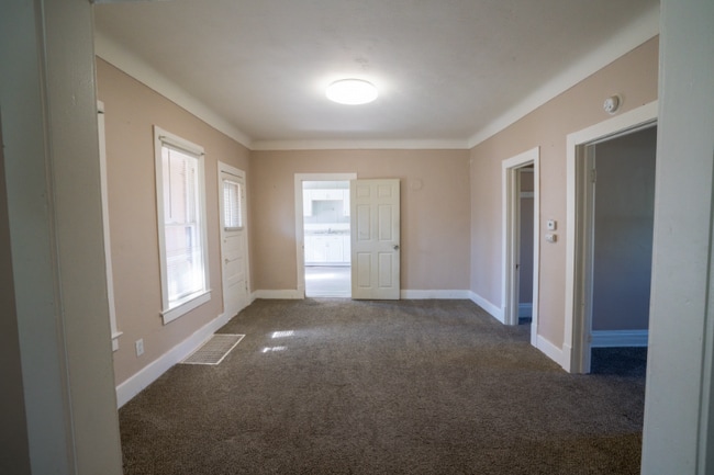 Photo - 2745 Mulberry St