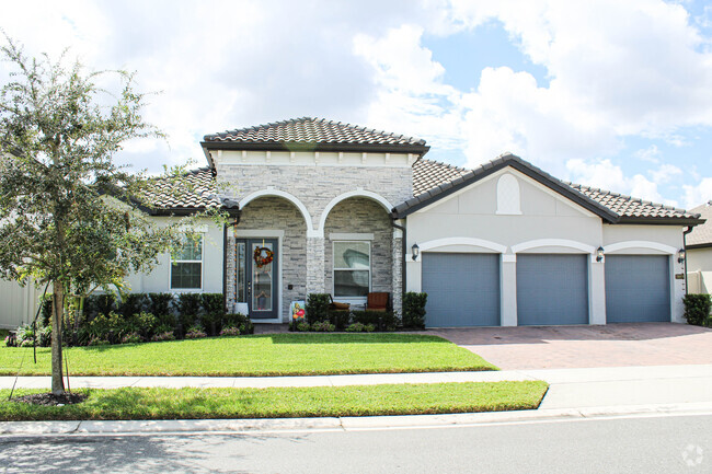 Building Photo - 2019 Soaring Oak Way Rental