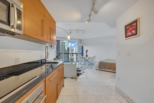 Photo - 475 Brickell Ave Unit 3708