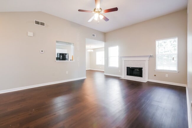 Photo - 172 Regency Park Dr