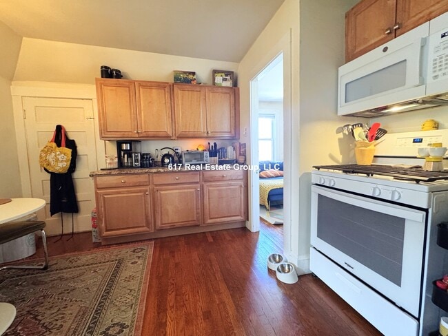 Photo - 26 Royal St Unit 5