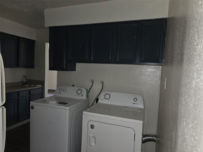 Photo - 6624 W Fuqua St