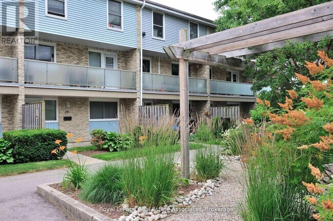 Photo - 35 Breckenridge Dr
