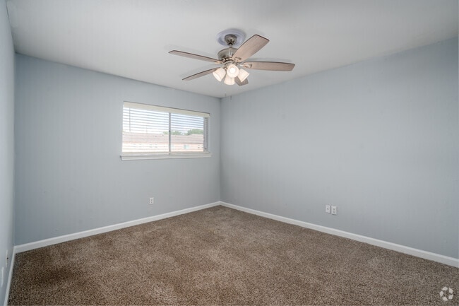 3BR, 2BA - 1,120SF - Primary Bedroom
