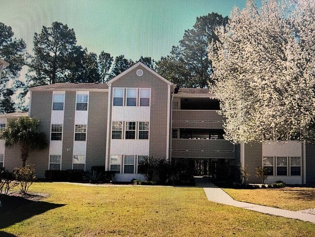 Building Photo - 100 Spanish Oak Ct Unit L Rental