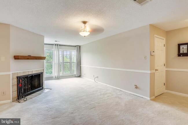 Photo - 12103 Greenway Ct Unidad 201