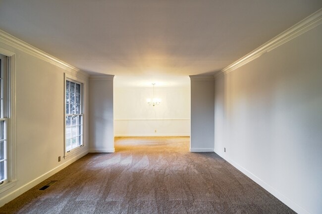 Photo - 3br/2ba, Big Yard, in Franklin