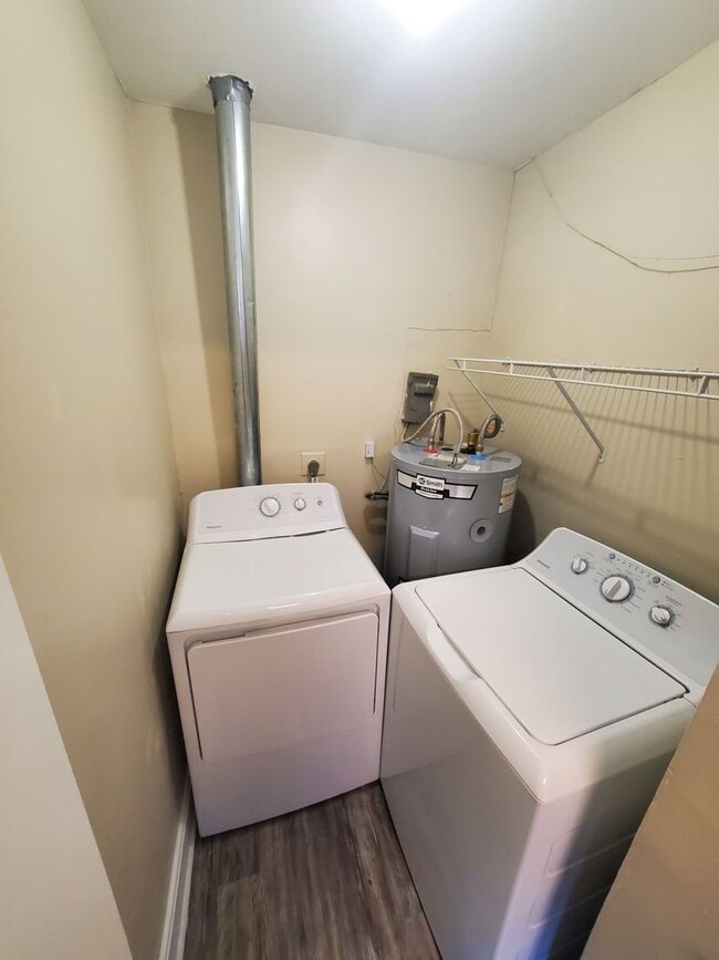 Photo - Saratoga Apartments - STA