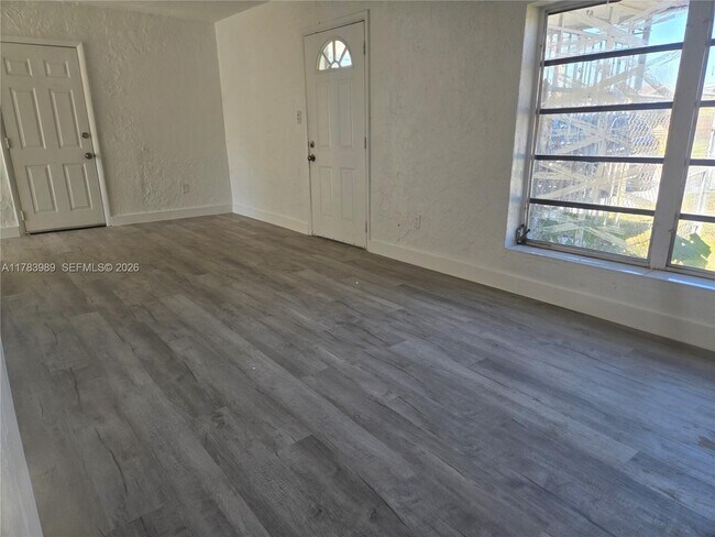 Photo - 3310 NW 214th St