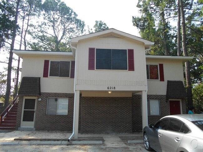 Building Photo - 6218 Blynn Dr Unit 1