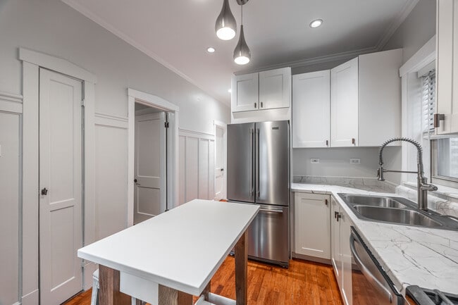 Photo - 2732 N Monticello Ave Unit 1