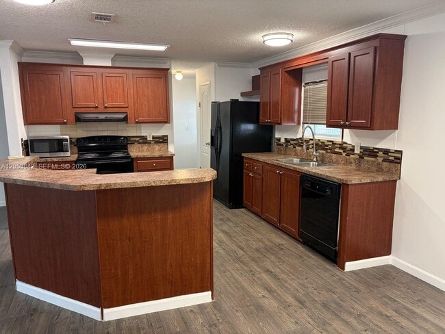 390 NW 134th Ave