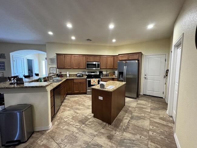 Photo - 2539 Bora Trl