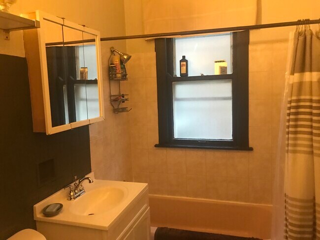 Photo - 1219 S 61st Ct Unit Heat Included. Gas includ