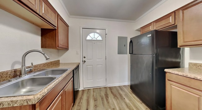 Photo - Woodland Terrace – Newly Renovated Home in Prime Downtown Location!