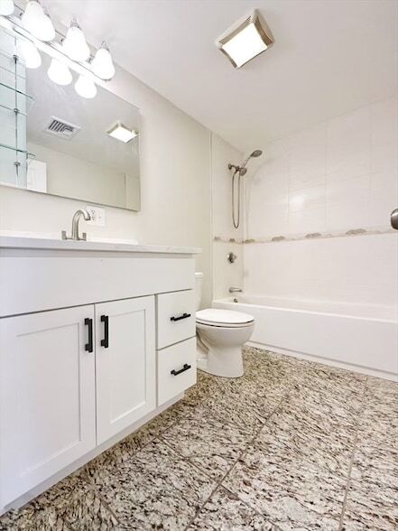 Photo - 90 George St