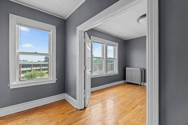 Photo - 204 South St