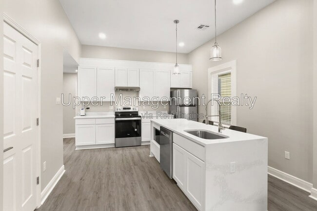 Photo - 837 Cherokee St Unit 837