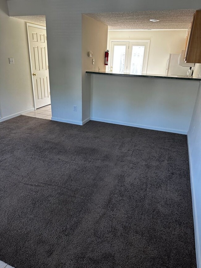 Photo - 3334 S Oaklawn Cir