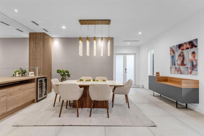 Photo - 3048 SW 18th St