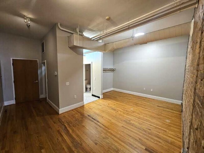 Photo - 1417 Market St