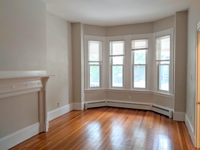 Photo - 16 Park Ave Unit 3