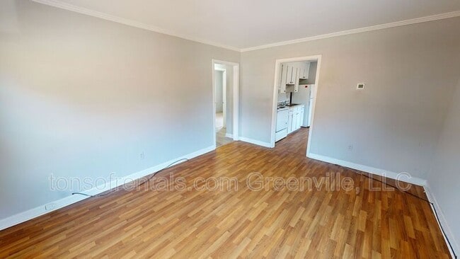 115 Rasor Dr