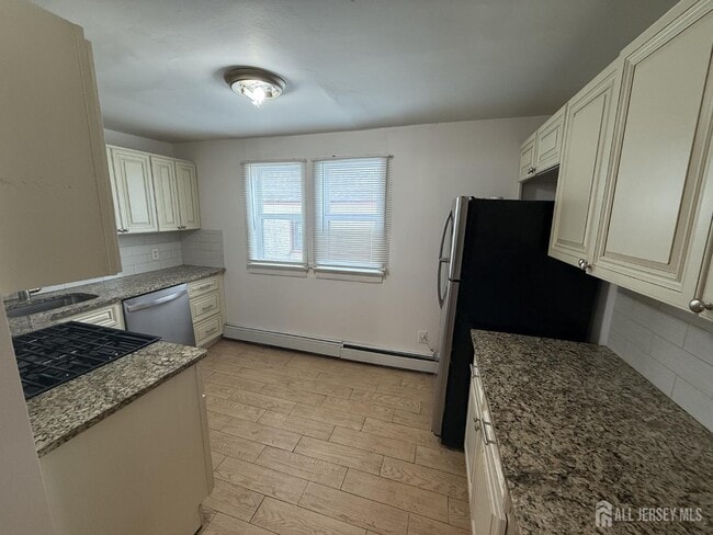 Photo - 104 S Hyde Ave Unit 2