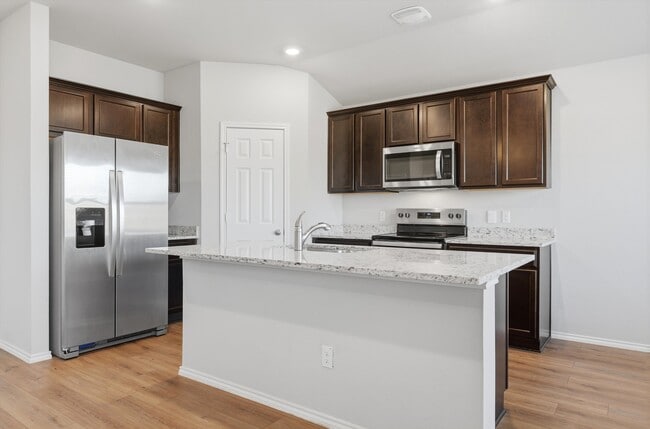 Photo - 11417 Pallas St