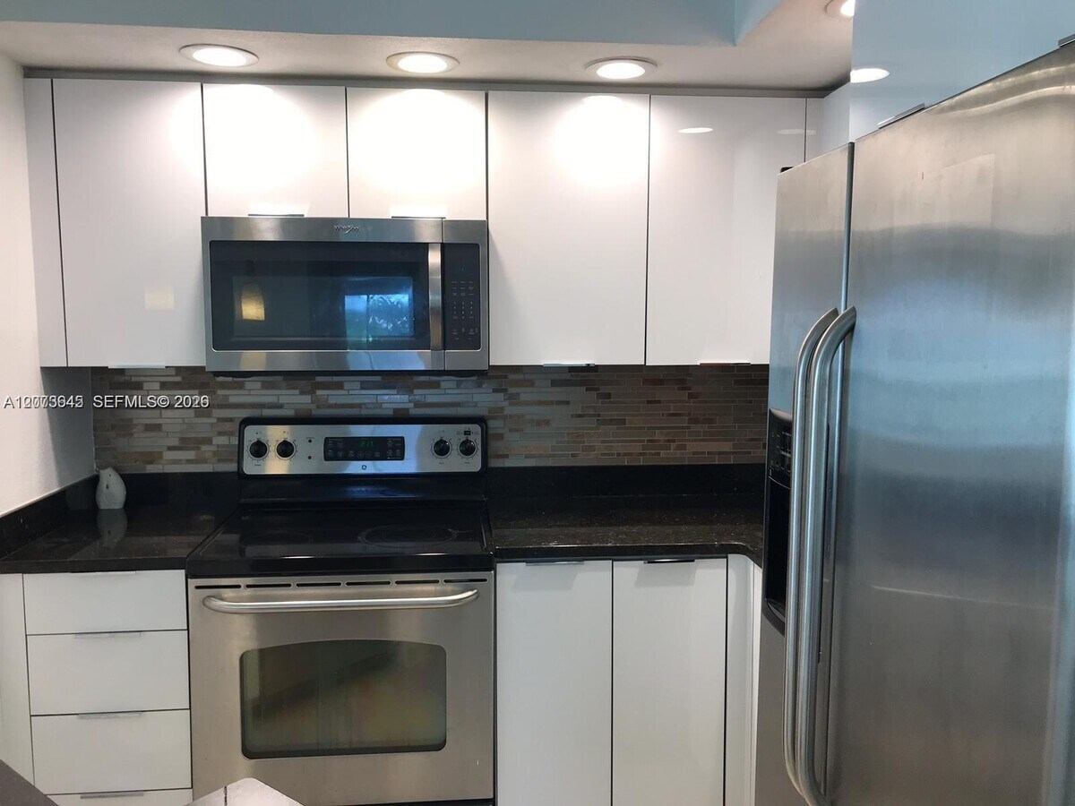Photo - 3370 Pinewalk Dr N Unit 1212