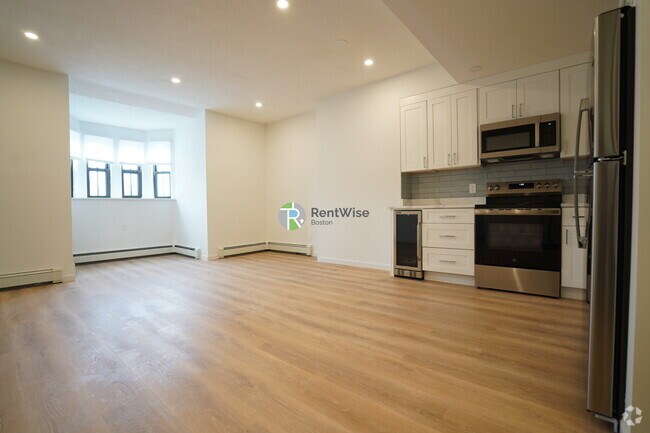 Building Photo - 521 Massachusetts Ave Rental