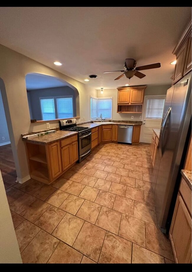 Photo - 102 S Illinois St Unit 1 (Left)