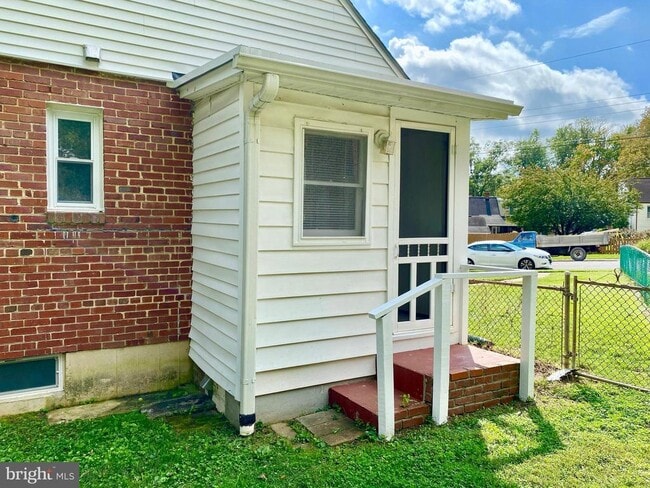 Photo - 7132 Parkview Ave