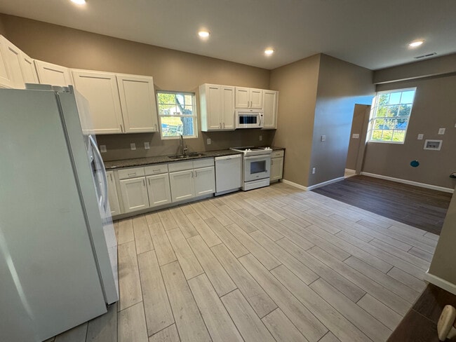 Photo - 1203 Bethpage Rd