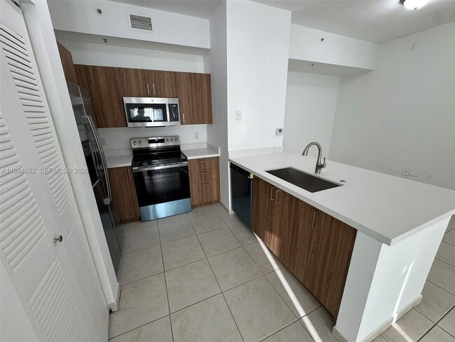 Photo - 7280 NW 114th Ave Unidad 101-8