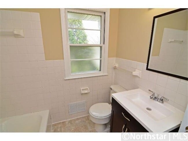 Photo - Charming Home in Desirable Bloomington Loc...