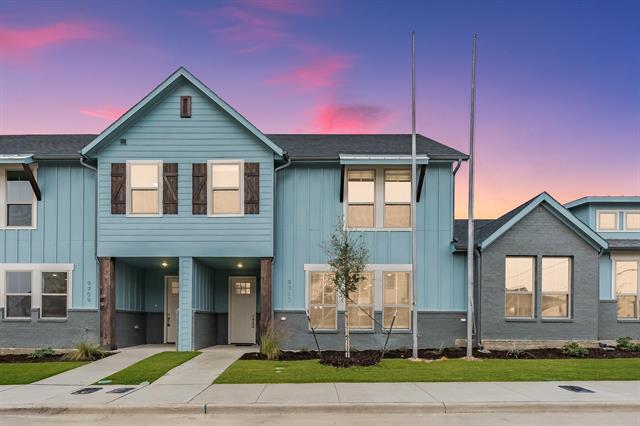 Building Photo - 9713 Thorncrown Ln