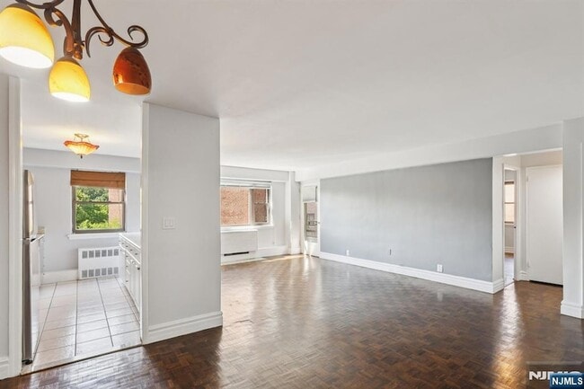 Building Photo - 8800 JFK Blvd E Unit 4J Rental
