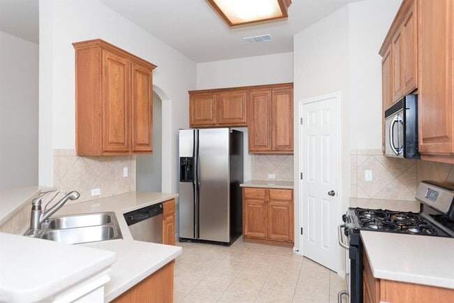1611 Briar Hill Dr