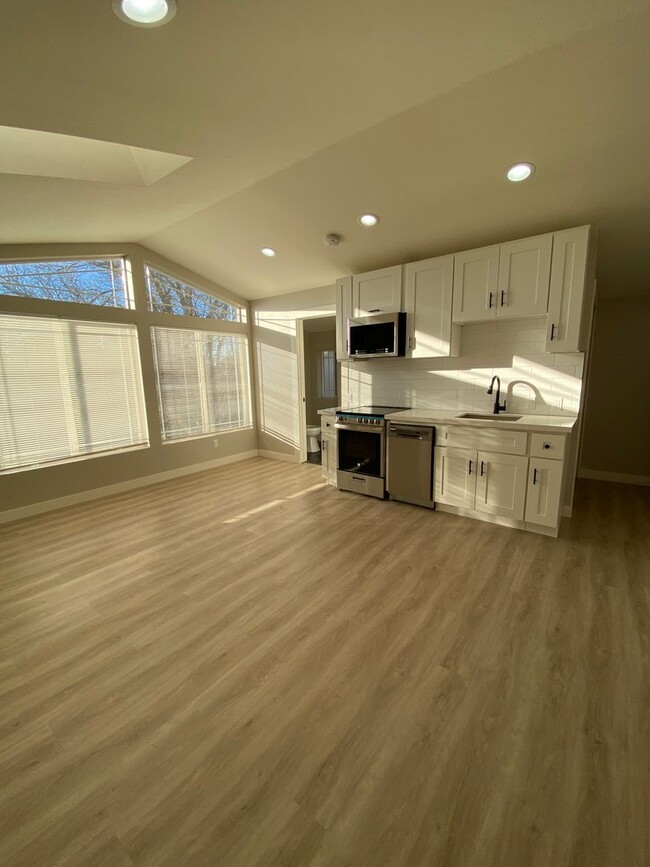 Photo - 4045 Decathlon St Unit 4045 Decathlon St #2