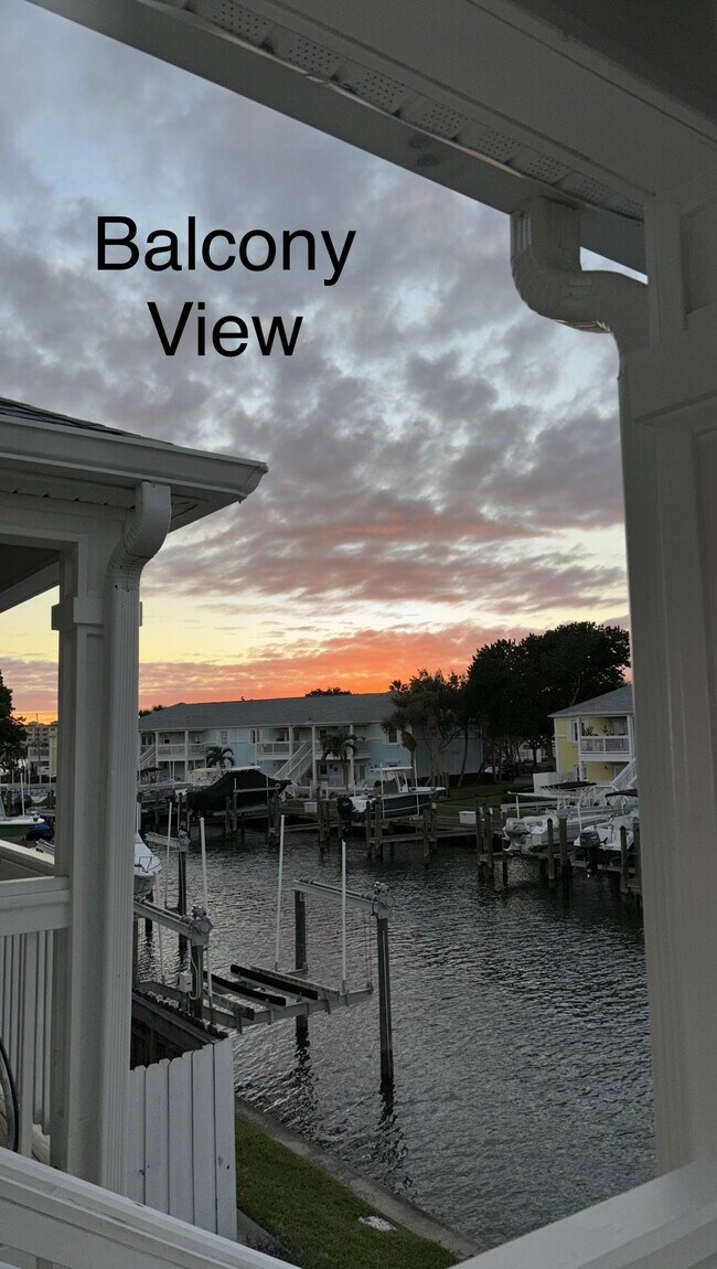5215 Coquina Key Dr SE Unit D