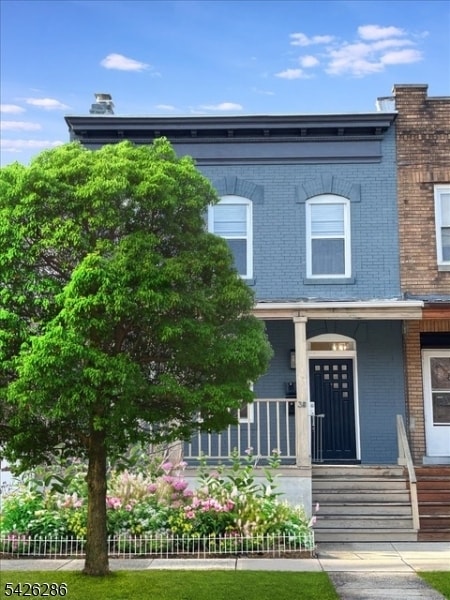 Building Photo - 38 Willowdale Ave