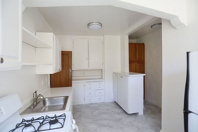 Photo - Elegant 1BR/1BA in Oakland's Cleveland Hei...