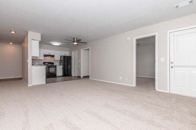 Living Room - Rolling Hills at Elm Creek