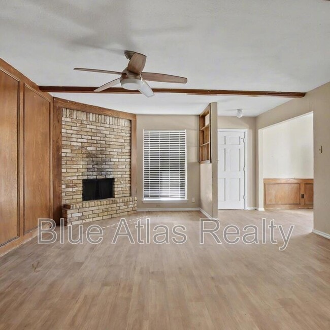 Building Photo - 817 E 6th St