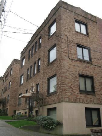 Building Photo - 2317 10th Ave E